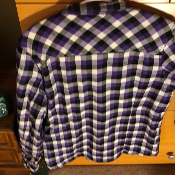 Plaid ladies button up jacket - Picture 2 of 3